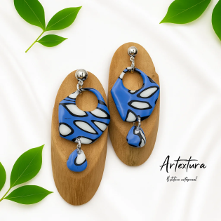 Pendientes Penta Con Gotas Negro y Azul