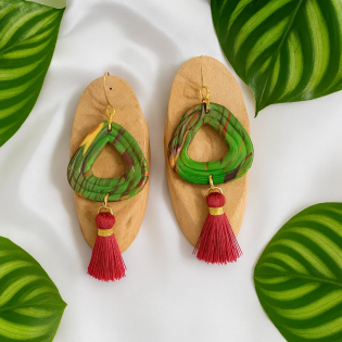 Pendientes Triangulo Fleco Bosque Verde