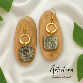 Pendientes Cuadrado Negro y Dorado